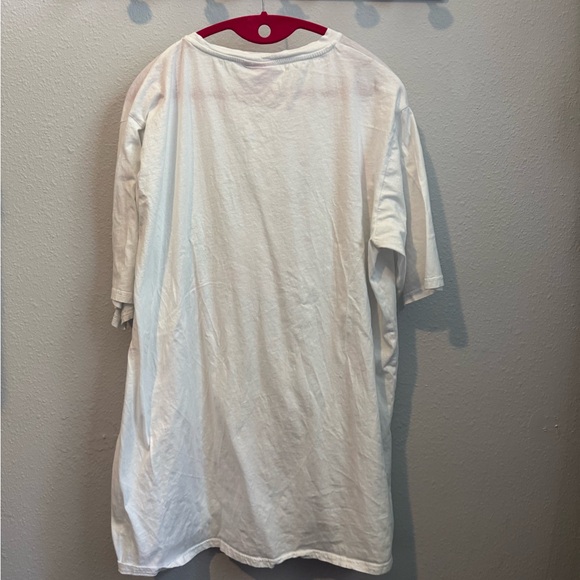 QUEEN OF SPARKLES White Graphic Sequin Cardigan Playing Card Tee - Picture 2 of 6